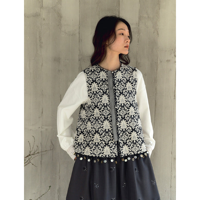 ASAYA4357 - Black & White Floral Jacquard Tassel Vest with Shell Details🖤🌼