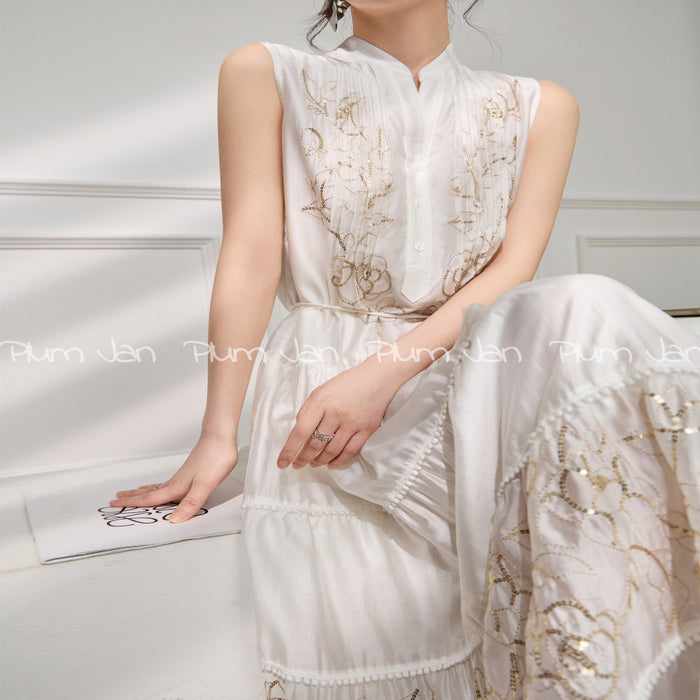 Plum Jan Seaside Outfit Dress Up A stunning white sleeveless stand up collar pleated dress image 1