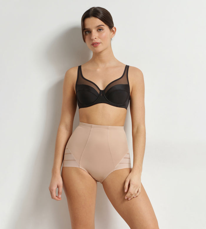 Culotte haute ventre plat Nude Femme Dim Silhouette Élégance