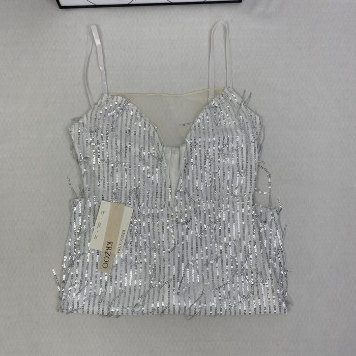 Deep V silhouette fringed halter dress with sequins