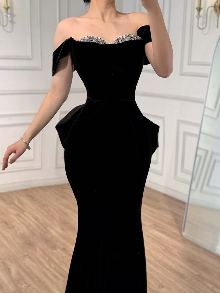 Luxury Black Off Shoulder Mermaid Evening Dress with Bow LA73581