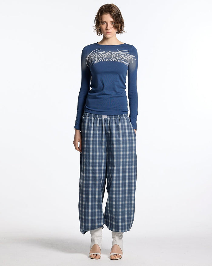ROUGH LONGSLEEVE TEE BLUE - blue script print longsleeve tee, front view on female model - Cold Culture