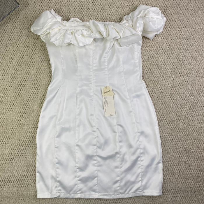 Ruffled-edge one-shoulder dress