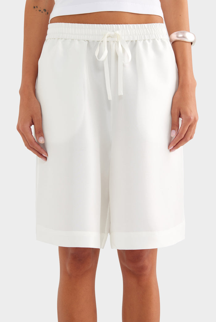 Silk Slub Bermuda Short - Off White - XS