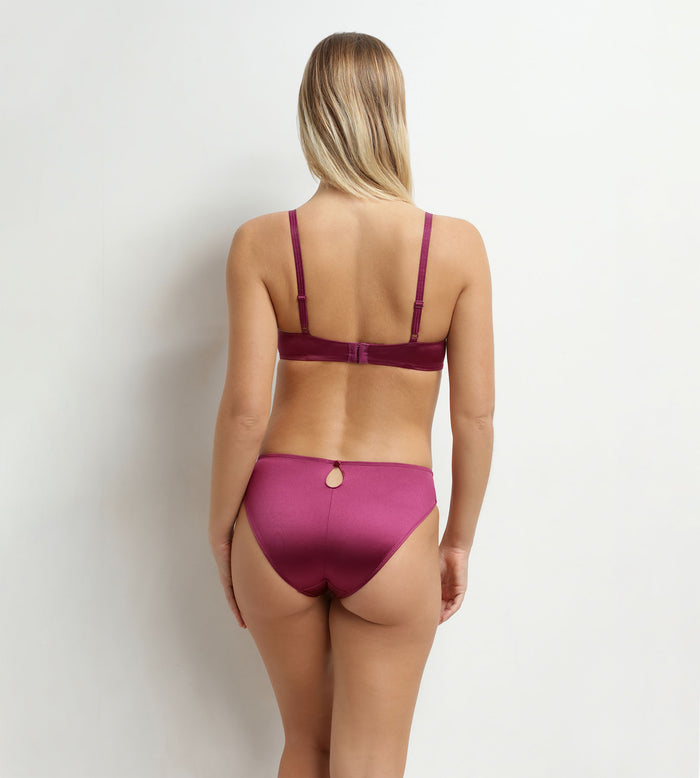 Slip femme en microfibre satinée Fruits des Bois Silk Radiance