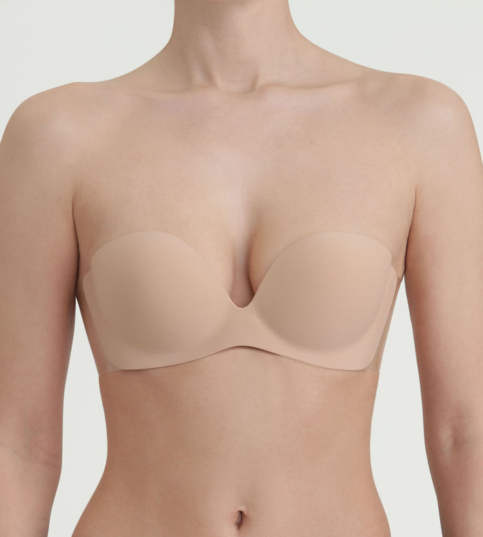 Soutien-gorge bandeau adhésif sans bretelles nude