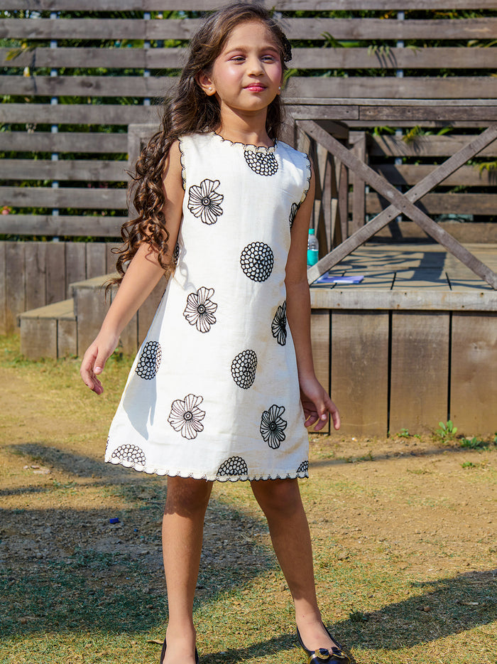 VITAMINS FLORAL EMBROIDERED ALINE DRESS