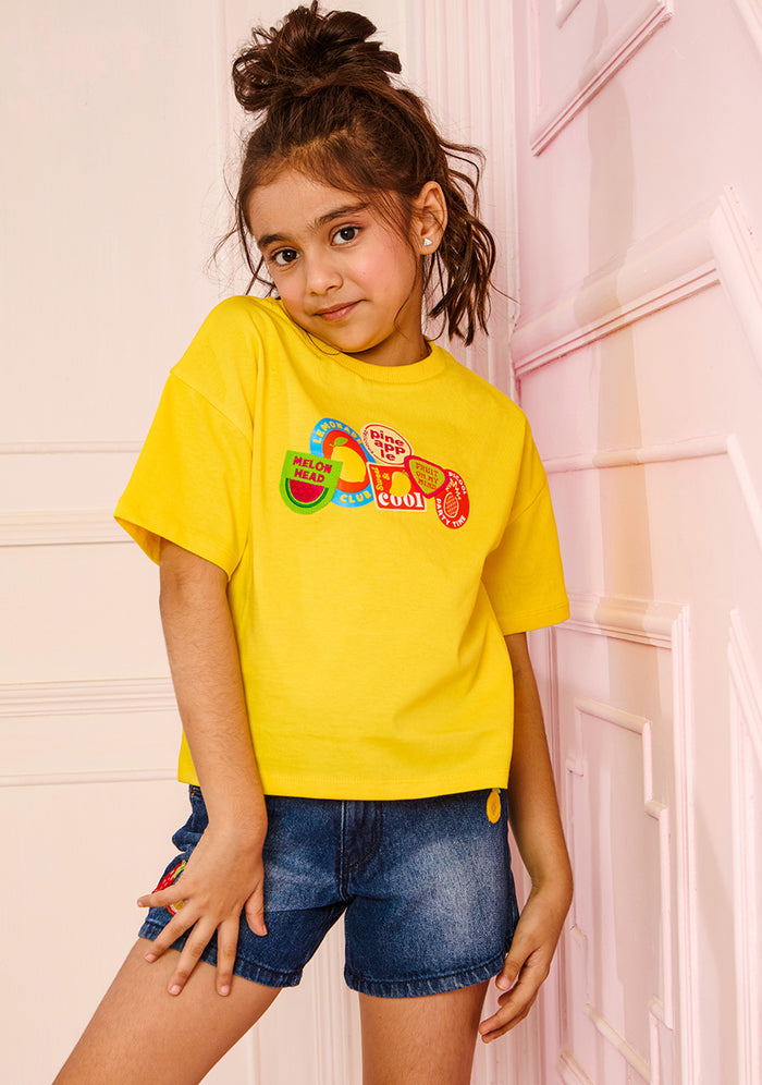 VITAMINS FRUITY FLAVOURS FRONT BACK GRAPHIC T-SHIRT