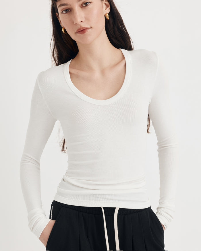 VIVIAN TOP OFF WHITE