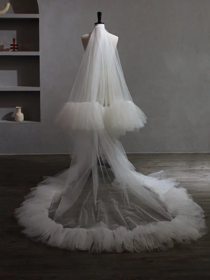 Statement Bold Floral Lace Mantilla Wedding Veil Elegant Scalloped Edge 70.86 Inches Cathedral Bridal Veil BV004（副本） SHEER FAIRY